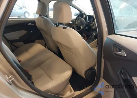 2016 Ford Focus Se из США, поврежденный, VIN 1FADP3F26GL378815